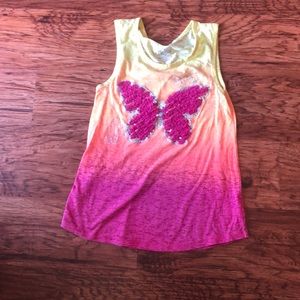 Pink orange and yellow tee shirt.